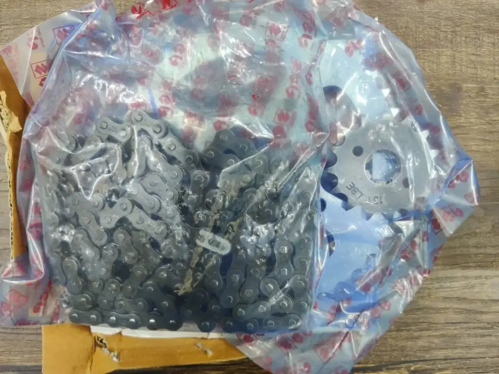 Chain Kit Gixxer And Gixxer Sf