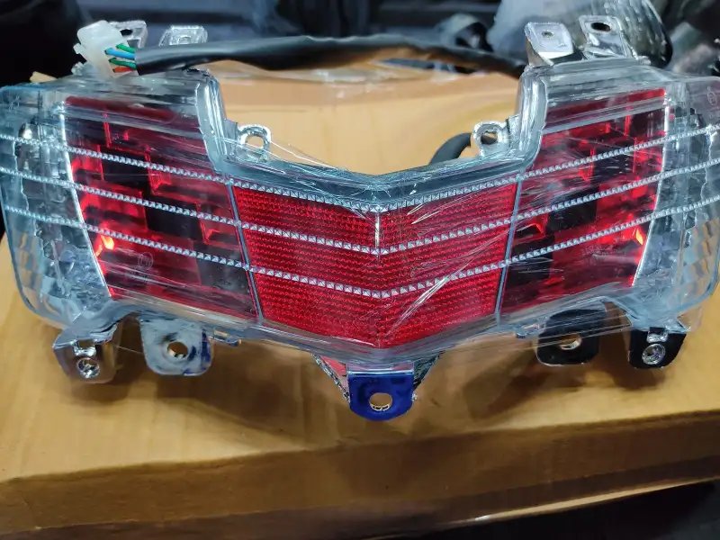 Light Assy Rear Comb(w Bulb) | Maestro Edge | Hero