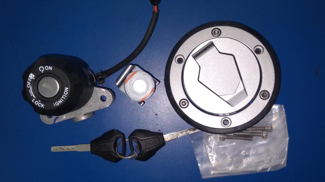 Lock Set For Tvs Apache Rtr 160/200 4v – Bs4/bs6