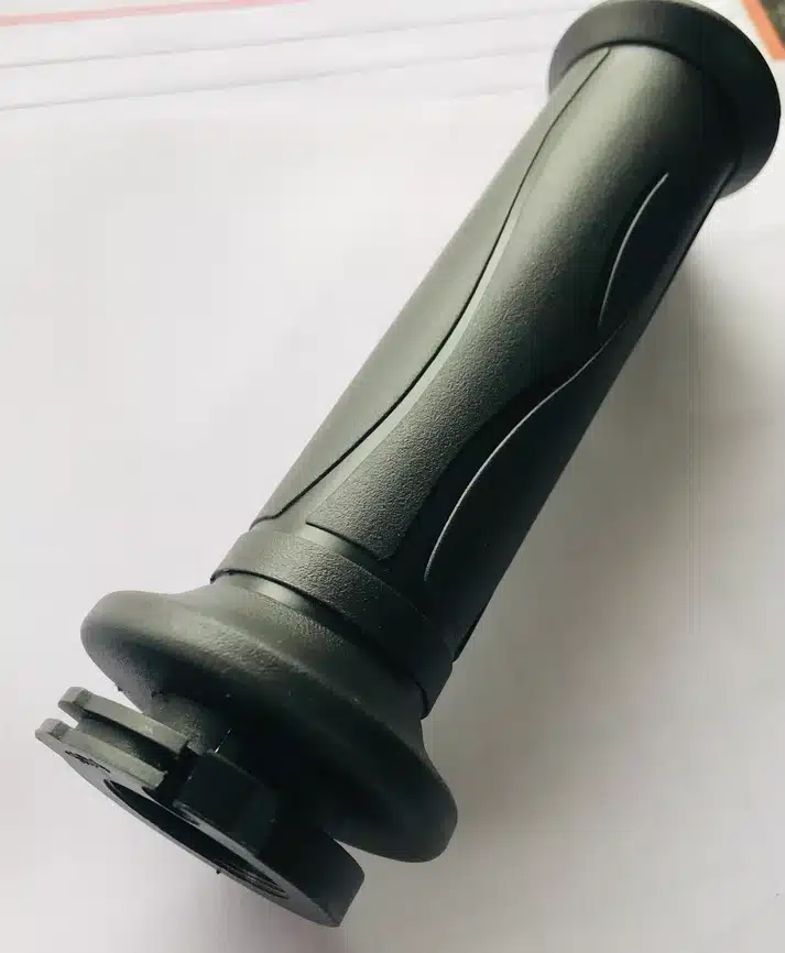 Accelerator Grip / Right Hand Grip For Tvs Ntorq Bs4/bs6 R3150040