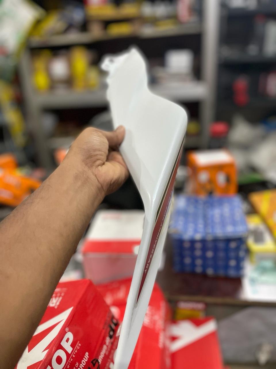 R15 V4 Tail Panel Left Side White Colour