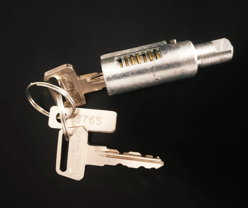 Steering Lock For Bajaj Avenger 220cc Cruise/street