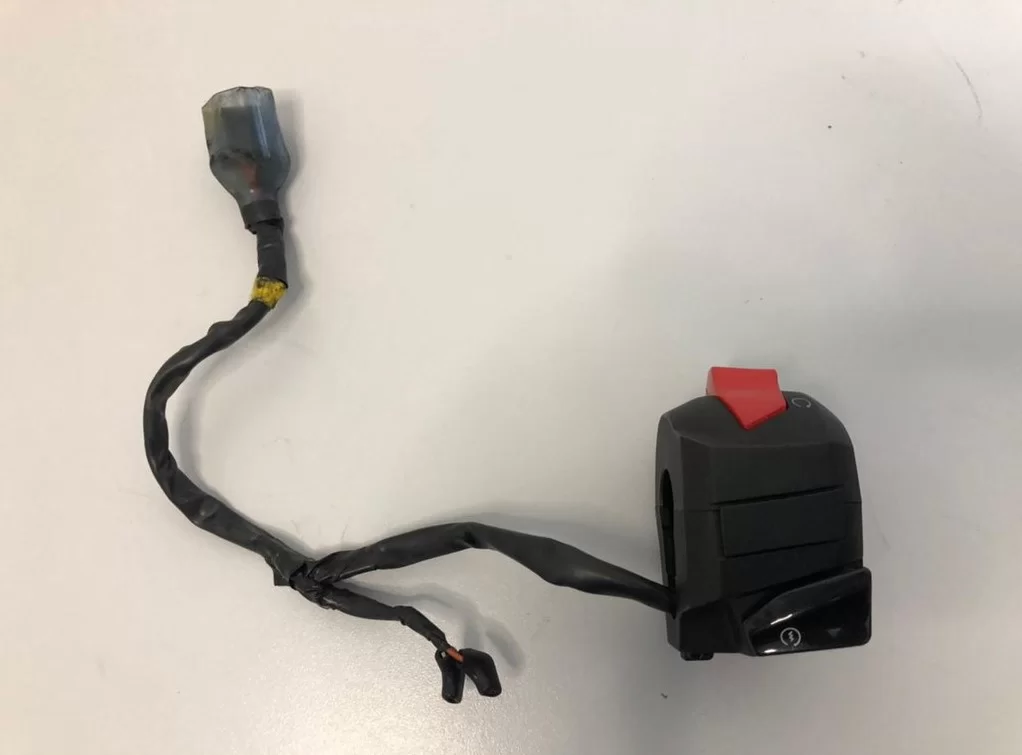 Switch Assembly Right Hand For Tvs Apache 200v/160v Bs4