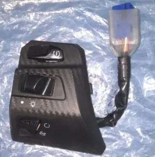 Switch Assembly Right K2160070 Tvs Ntorq 125 (oem),