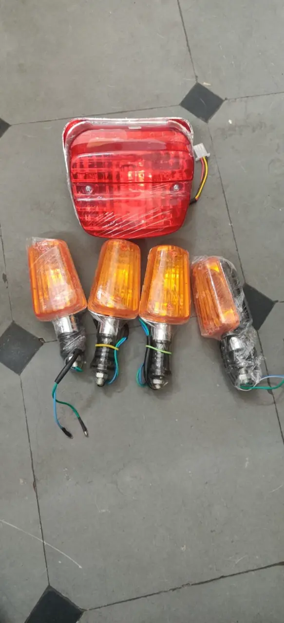 Tvs Victor Tail Light And Indicators