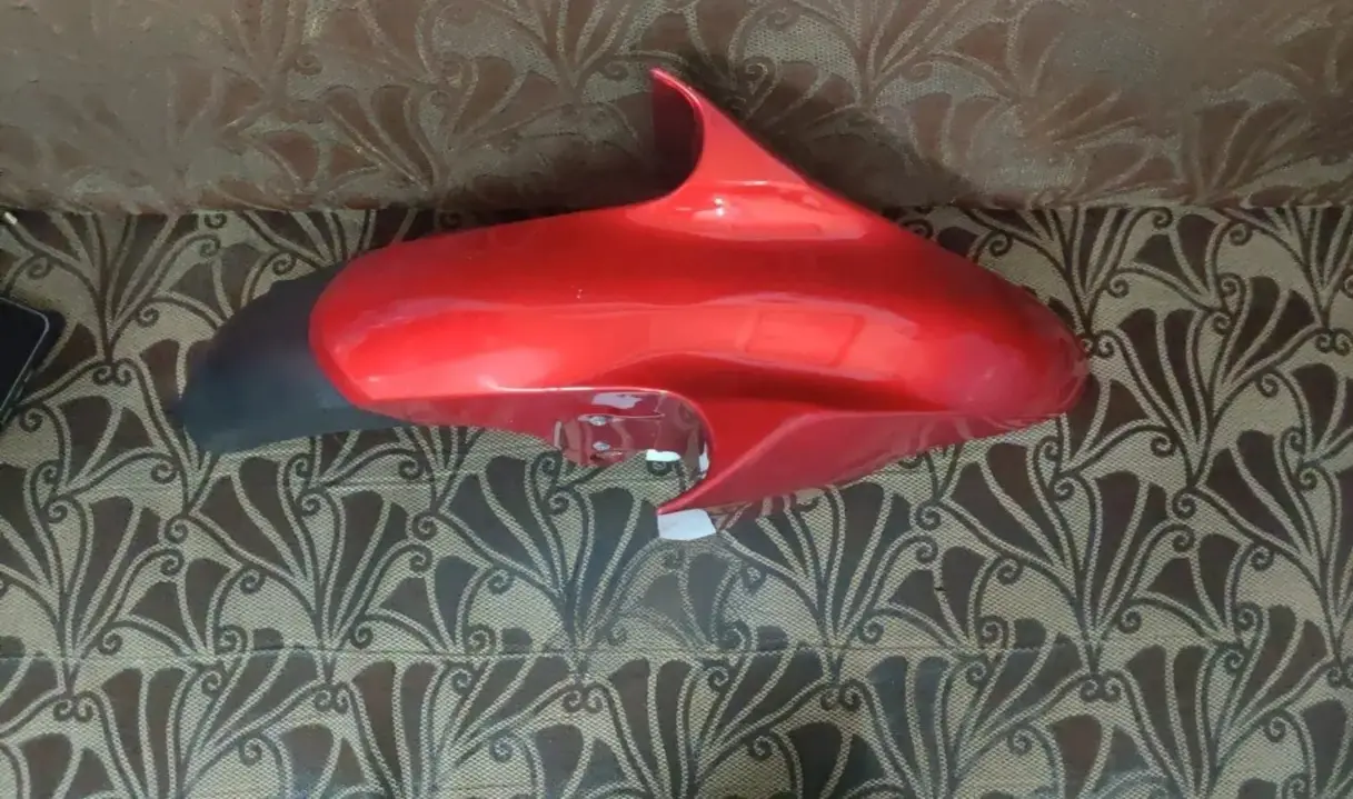 Yamaha Gladiator Front Mudguar Red